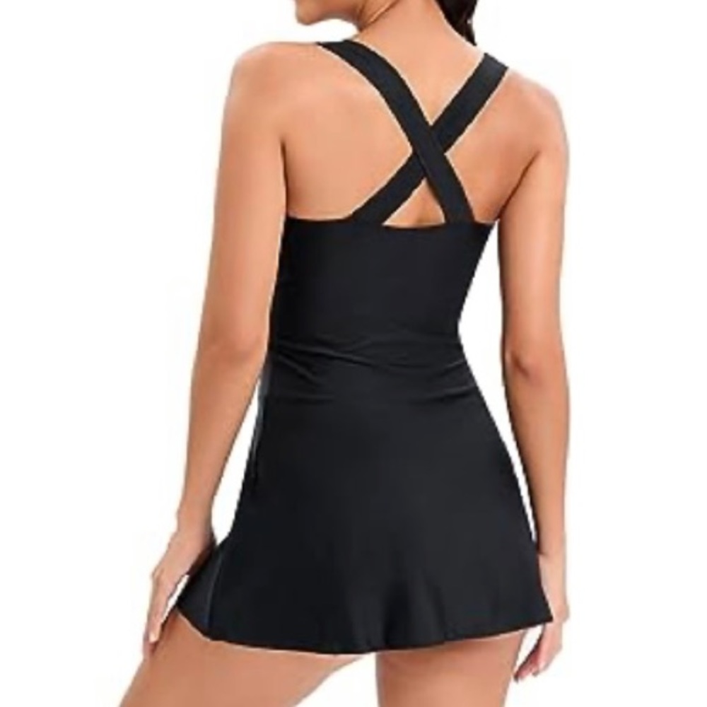 Two piece bathing suit - Picture 4 of 7